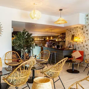 Hotel Central אביניון